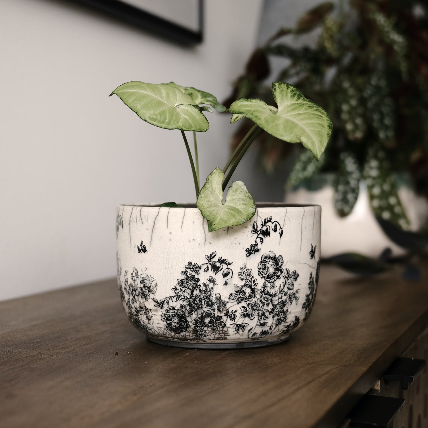 Floral Planter Medium