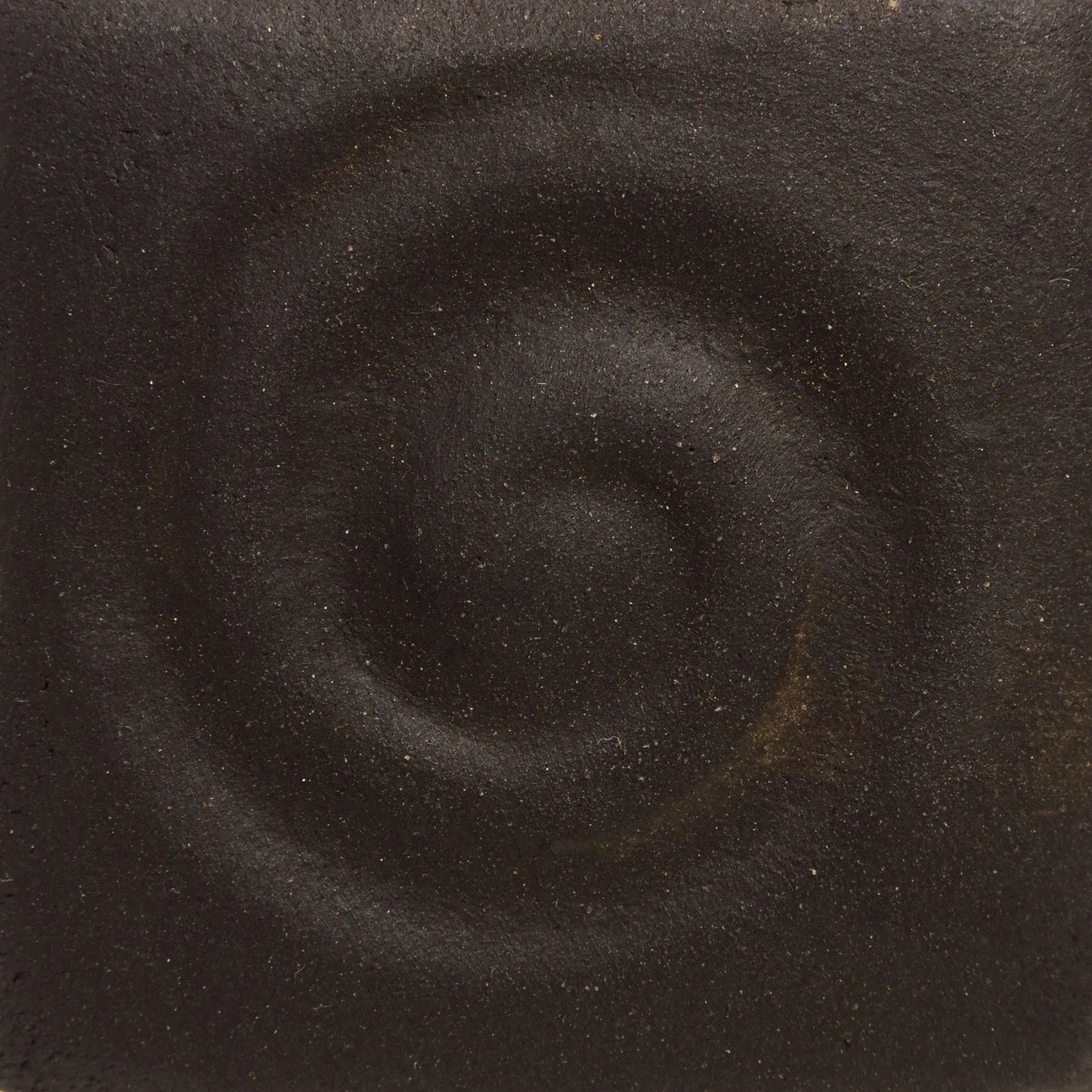 Clay: Plum Black