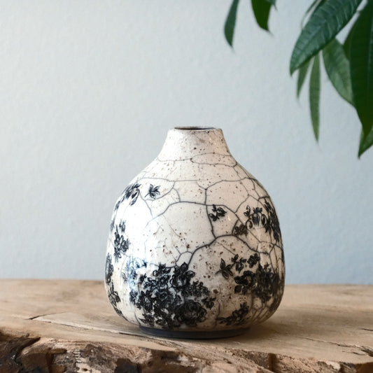 Wide Floral Vase Medium 3