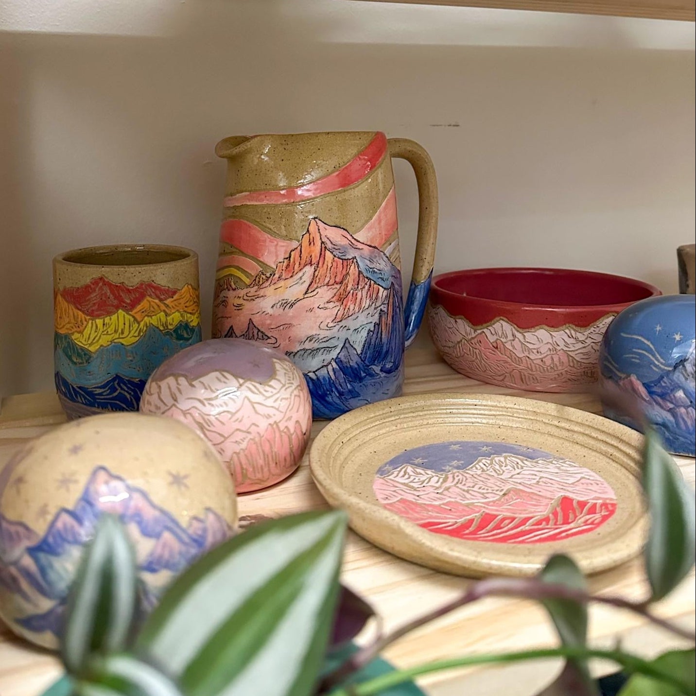 Mountain Watercolour Painting on Ceramics with Nikki Frumkin (Sunday, Nov 9)